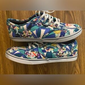 Cute and comfy Vans sneakers. size 10. Worn on sunny vacation once.